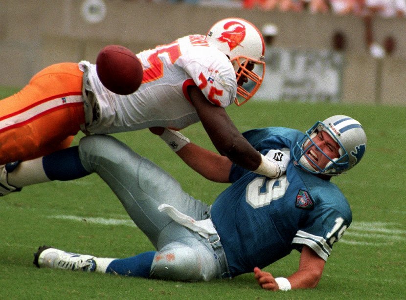 Tampa Bay Bucs PIM 002
